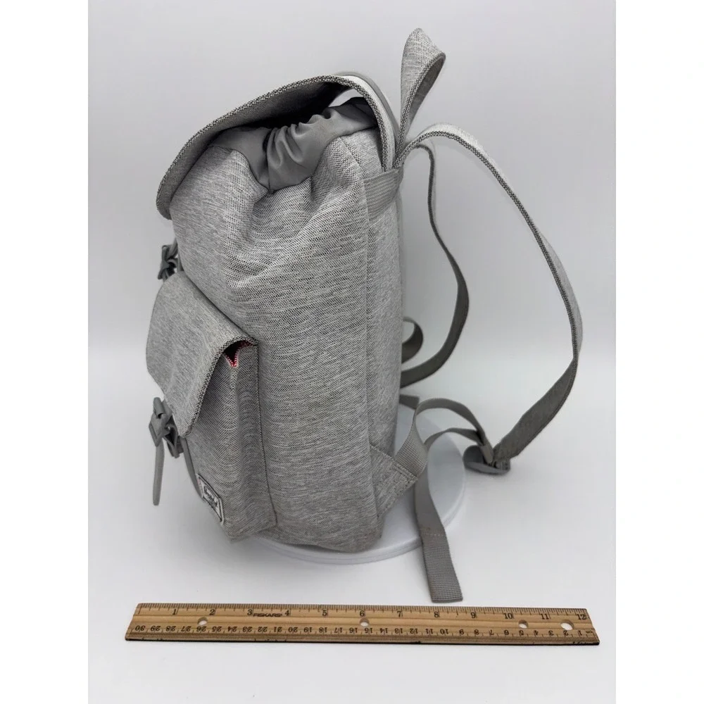 HERSCHEL‎ SUPPLY CO. Dawson Gray Backpack Diaper Bag Magnetic Lightweight Medium